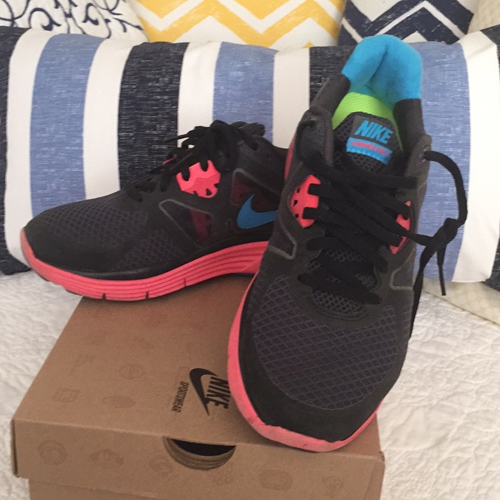 Nike shoes